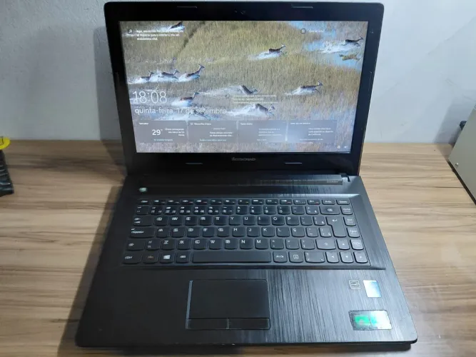Notebook Lenovo i3 impecável