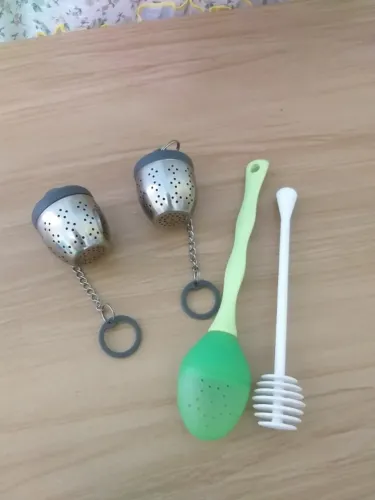 3 Infusores para Chá + Pegador de Mel - kit 4 peças em perfeito estado