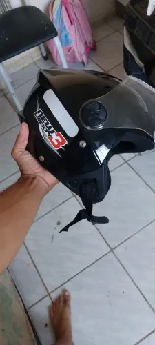 CAPACETE