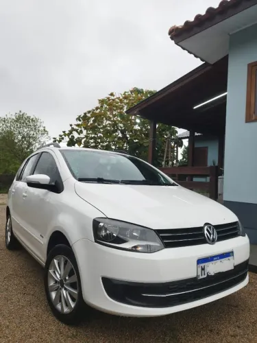 Volkswagen Spacefox 1.6/ 1.6 Trend Total Flex 8V 5P 2013