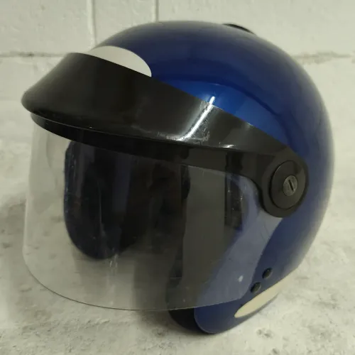 Capacete Peels Tam. 58 com Forro Lavável Semi Novo em Perfeito Estado