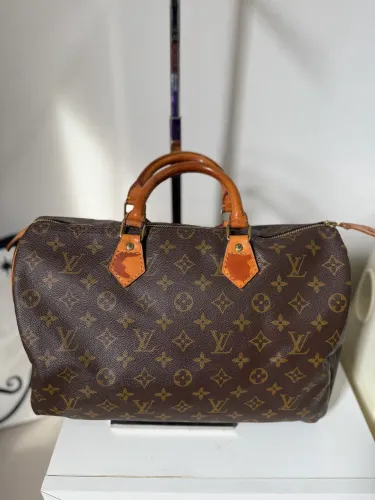 BOLSAS IMPORTADAS MARAVILHOSAS CONSULTE O VALOR DE CADA
