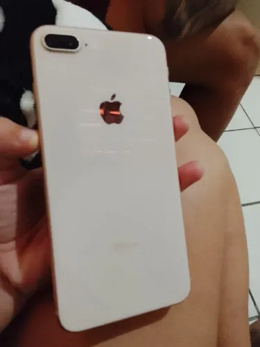 iPhone 8 Plus