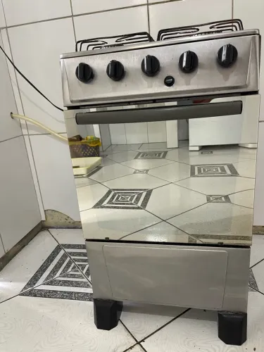 Fogão Elétrico a Gás 4 bocas + forno