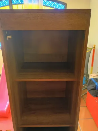 Cristaleira pequena ótimo estado