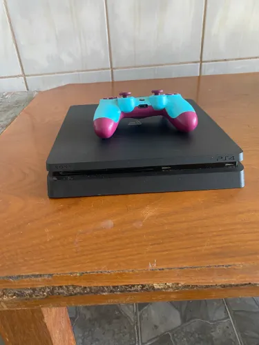 Vendo ps4 slim