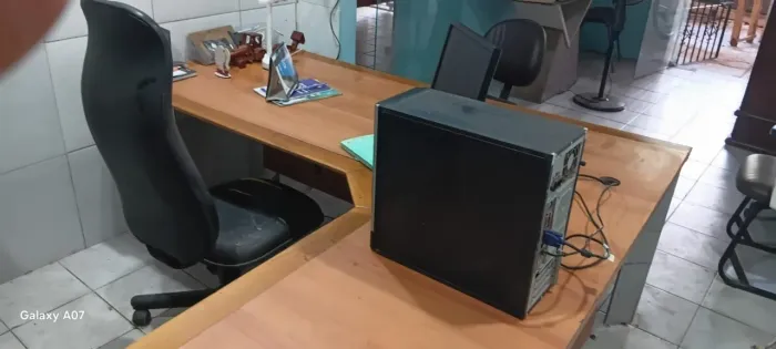Mesa de escritório Grande