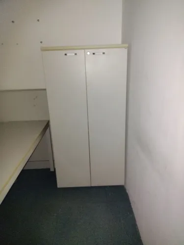 Estante Armário, aço ou MDF, para escritório, diversos, bom estado.