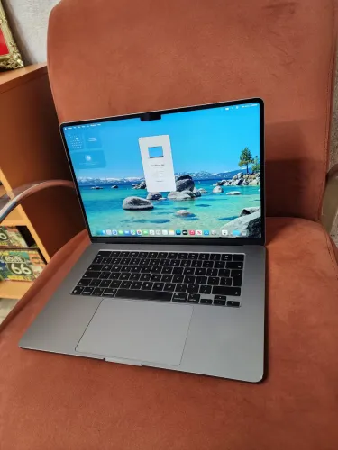 MacBook Air 15 Polegadas M3 24gb 512SSD