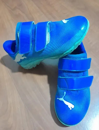 Chuteira Puma futebol 7, sem cadarço, Número 28