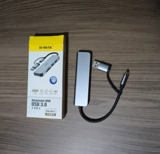 Adaptador Hub 5 em 1