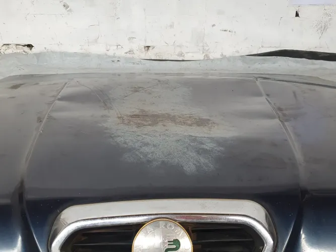 Capô Alfa Romeo 164 24v 1995 Detalhe