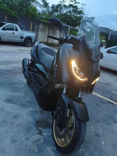 Yamaha Xmax 250 ABS