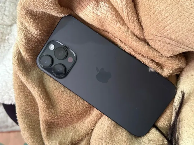 IPHONE 16PRO MAX 256 black
