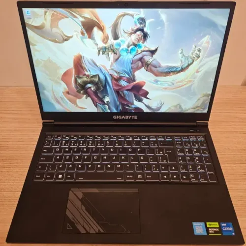 Notebook Gigabyte G5 i5 12th - 32Gb Ram - RTX 4050 (6Gb) - 1TB SSD