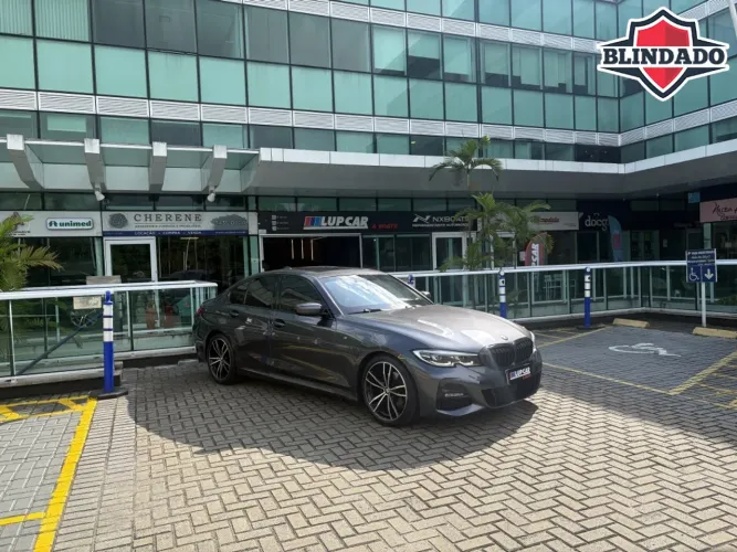 BMW 320I A 2.0 TB M Sport Activeflex 16V 4P 2022