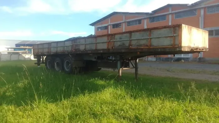 SEMI-REBOQUE RANDON (CARROCERIA ABERTA - 3 EIXOS)  