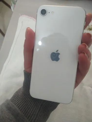 iPhone 8 com 64 gb