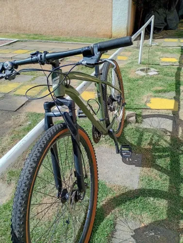 BICICLETA ARO 29 VERDE MILITAR