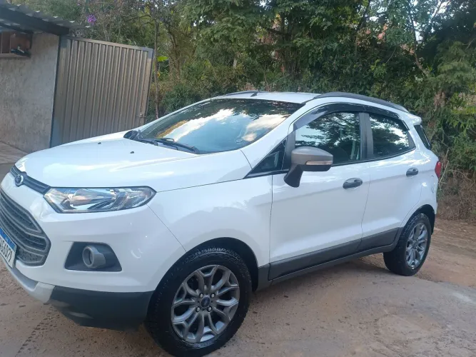 Ford Ecosport Freestyle 1.6 16V Flex 5P 2014