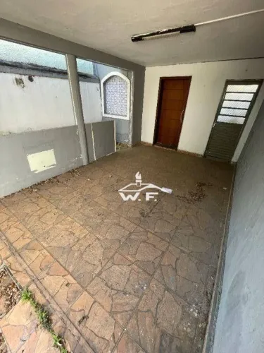 Casa com 3 quartos para alugar, 103 m² por R$ 1.800/mês - Pedregulho - Guaratinguetá/SP