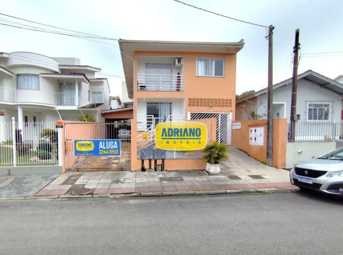 Casa com 1 dormitório para alugar, 55 m² por R$ 1.352,38/mês - Capoeiras - Florianópolis/S