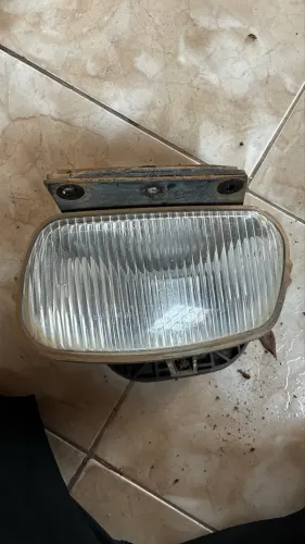 Farol de milha FORD ranger 98/99 - esquerdo