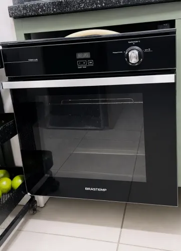 Forno de Embutir a Gás Brastemp BOA84AE 78 litros Preto