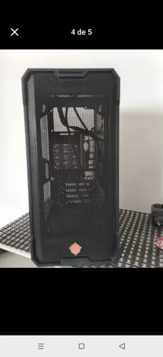 Gabinete PC gamer com exaustores