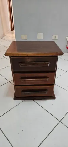 Criado mudo retrô