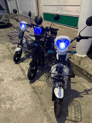 Moto Elétrica ZYON 500W até 32km - Scooter Econômica e Silenciosa 