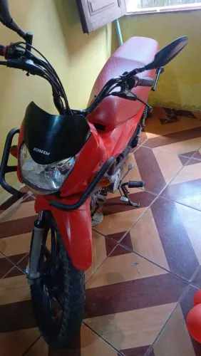 Honda Pop 110 Vermelha - Econômica, Documentação em Dia