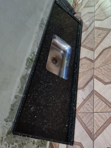 Vendo pia de mármore para cozinha de 1,80 mt