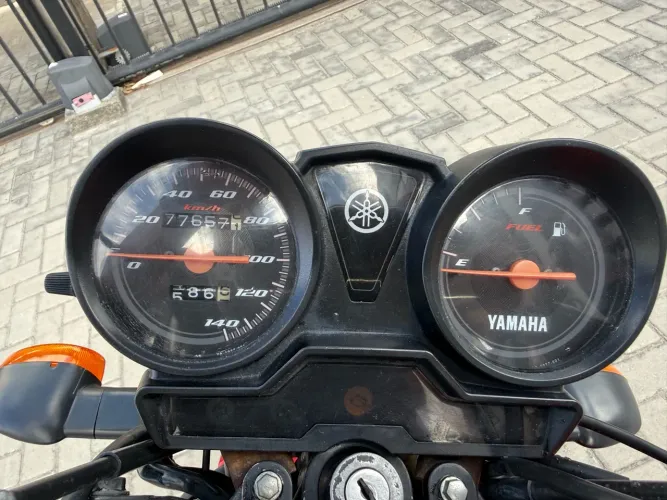 Yamaha YBR 125 Factor E 2012