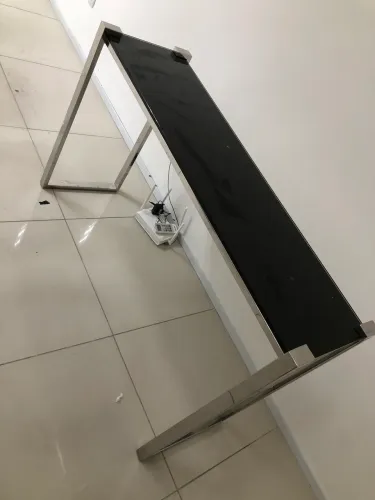 Vende-se mesa de vidro