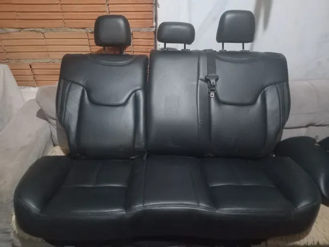 Banco couro sintético VAN 