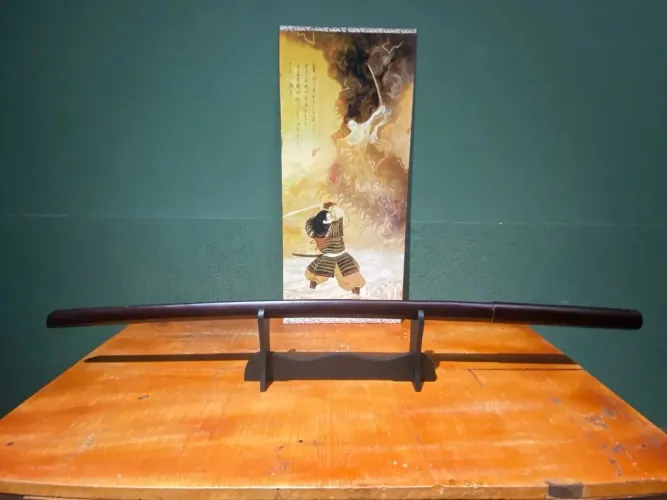 Bokken Escuro da E-Bogu - Bokuto