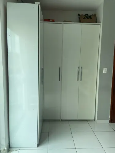 Guarda roupa casal de 5 portas