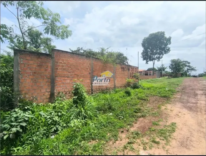 Terreno com muro, tamanho 20x40 