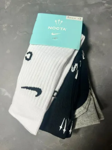 Meias Nike Nocta - Pack com 3 pares (preto, branco e cinza)