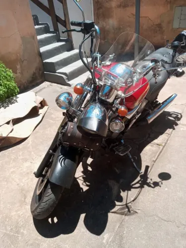 Vendo ou troco por moto do mesmo valor ex: Titan, Bross etc.