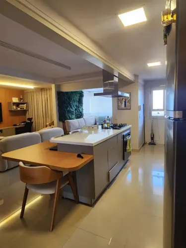 Apartamento para venda possui 77 metros quadrados com 1 quarto