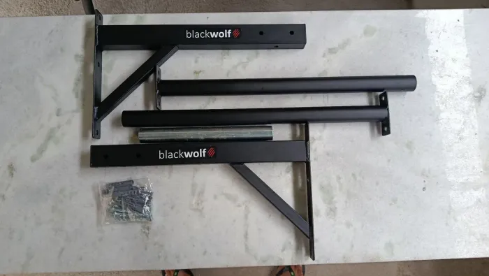 BARRA FIXA P/ PAREDE - BLACKWOLF