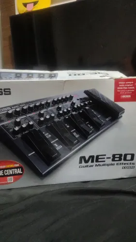 PEDALEIRS BOSS ME 80 ME80 NA CAIXA COM FONTE