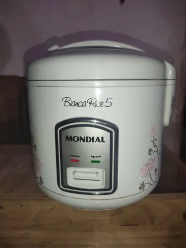 Panela elétrica Mondial