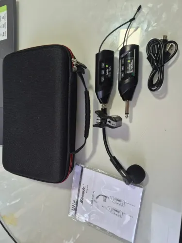 Microfone Sem Fio Baomic TR 15 - Ideal para Saxofone (Novo / Sem Uso)