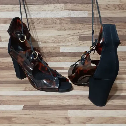 Sapato Schutz Vinil 38