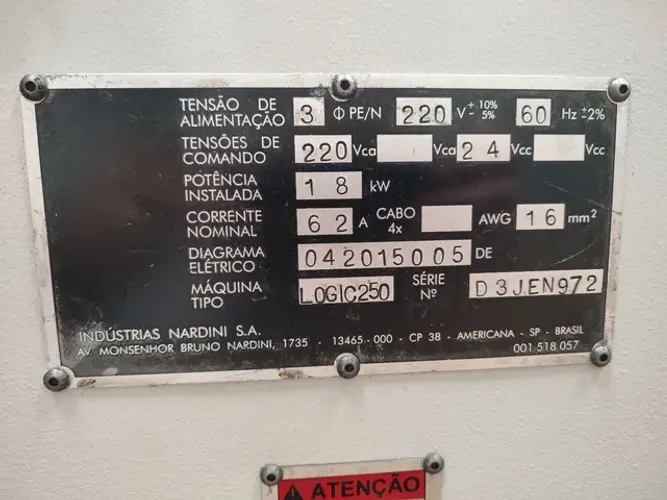 Torno CNC Nardini Logic 250