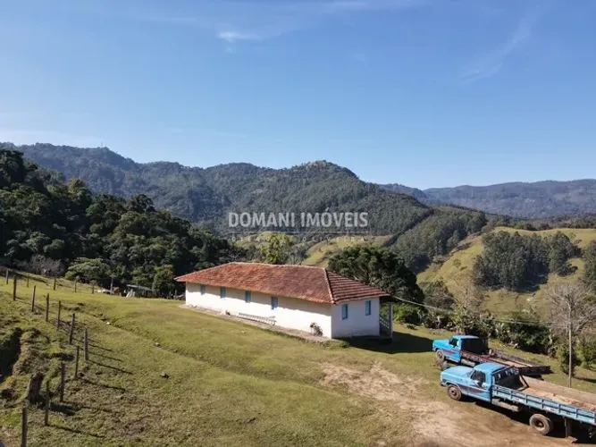 Fazenda de 30 Hectares à Venda na Região dos Mellos - Campos do Jordão/SP