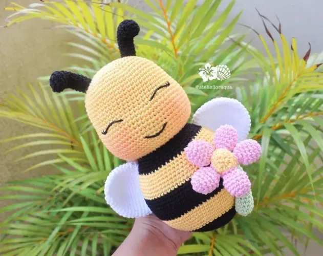 Abelha Amigurumi Crochê